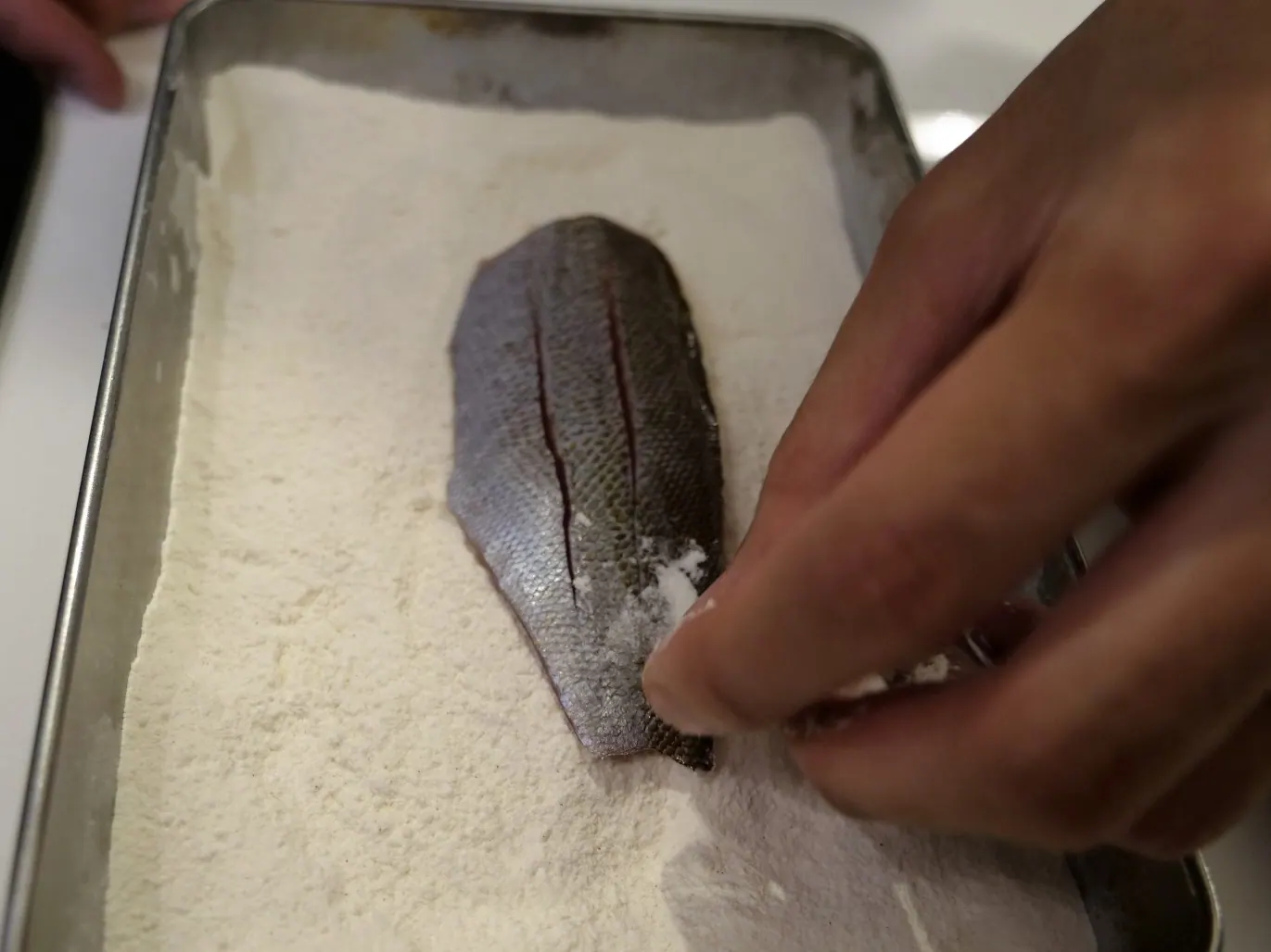 아오노리 소스와 바삭한 흰살생선 조리 과정 8-3
