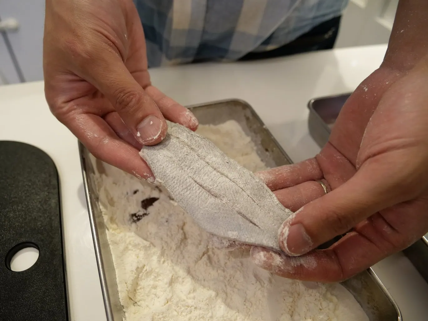 아오노리 소스와 바삭한 흰살생선 조리 과정 8-4